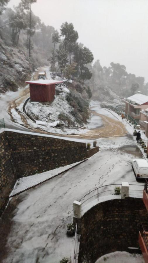 amravati resort Solan Esterno foto